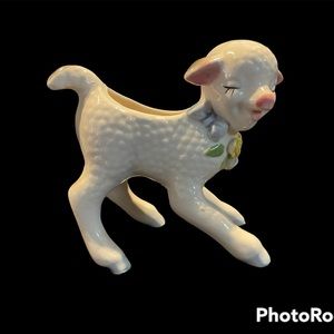 ****SOLD****Vintage Cordelia ceramic lamb planter